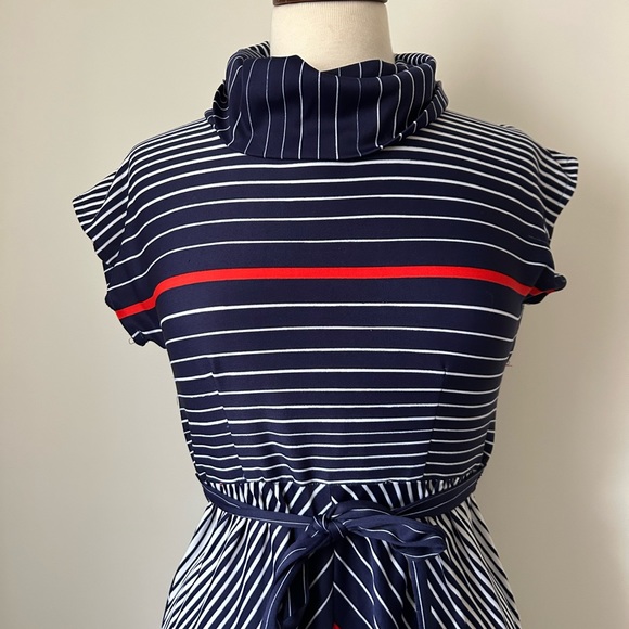 Vintage 60s Fit and Flare Dress • Size M - Picture 2 of 4